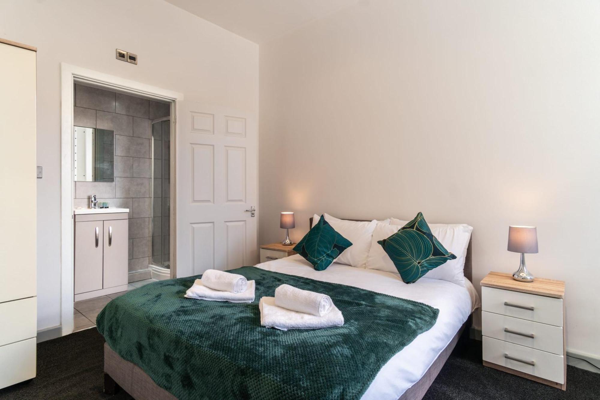 Bright 2 Bed In Апартаменты